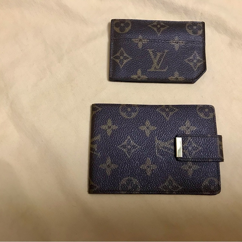 🤗 SOLD! Louis Vuitton Monogram Wallet and Card Holder Set